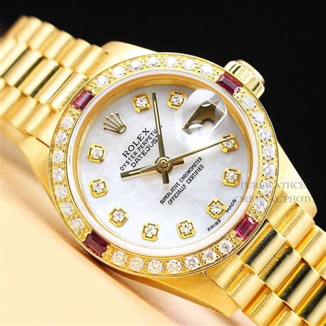 Rolex Women Luxury Wristwatches for sale .